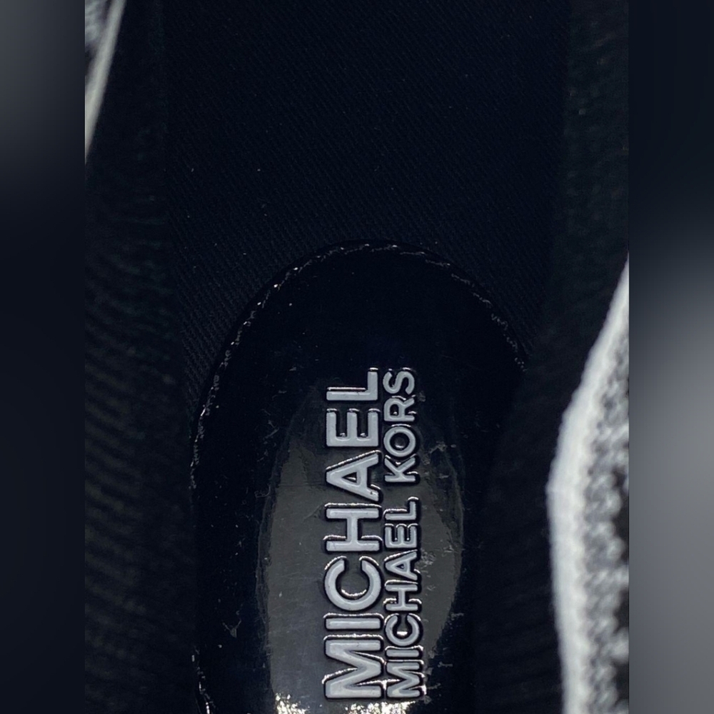 Michael Kors Skyler Logo Stretch-Knit Sock Sneakers Size 8 NWOT MSRP $165 - Picture 8 of 9